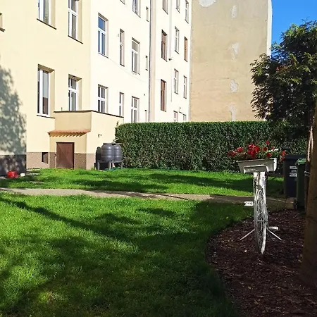 Apartment Paprotka 100m Legnica
