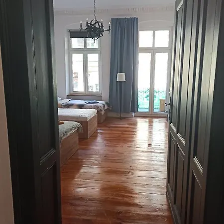 Apartment Paprotka 100m Legnica