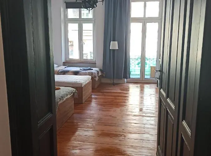 Apartment Paprotka 100m Legnica