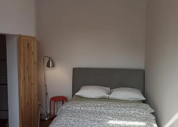 Paprotka 100m Apartment Legnica